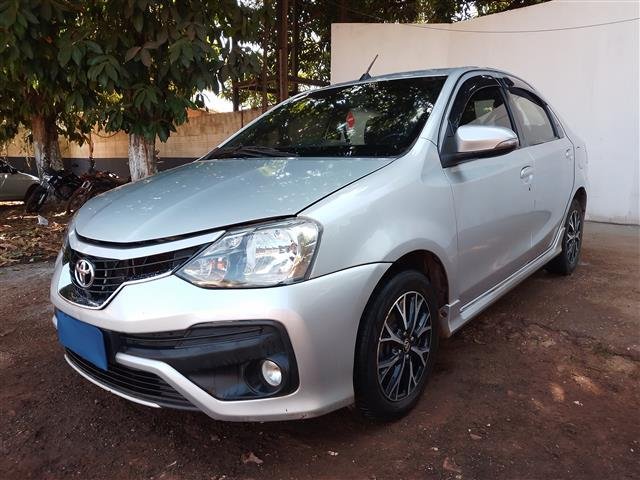 ETIOS SEDAN  PLATINA 1.5 AT ANO 2017/2018