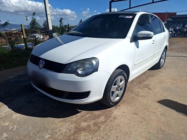  Polo Sedan 1.6 8V Flex ANO 2012/2013