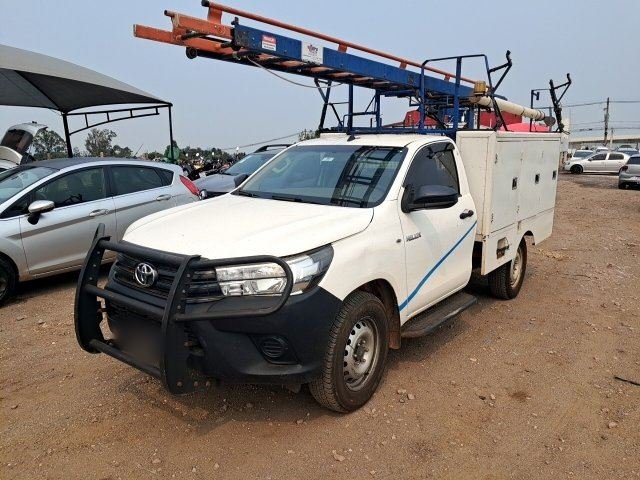  HILUX 2.8 SR4X4 CS CHASSI 16V ANO  2018/2018